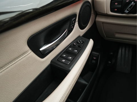 BMW 2 Serie Gran Tourer 218D High Executive Luxury-Line 7-Pers Aut. *PANO | NAVI-FULLMAP | LUXURY-LEATHER | FULL-LED | ECC | KEYLESS | HEATED-COMFORTSEATS | SHIFT-PADDLES | AMBIENT-LIGHT | CAMERA | HEAD UP | PDC | TOWBAR | 17"ALU*