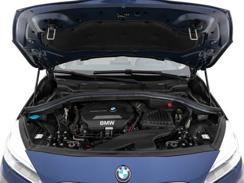 BMW 2 Serie Gran Tourer 218D High Executive Luxury-Line 7-Pers Aut. *PANO | NAVI-FULLMAP | LUXURY-LEATHER | FULL-LED | ECC | KEYLESS | HEATED-COMFORTSEATS | SHIFT-PADDLES | AMBIENT-LIGHT | CAMERA | HEAD UP | PDC | TOWBAR | 17"ALU*