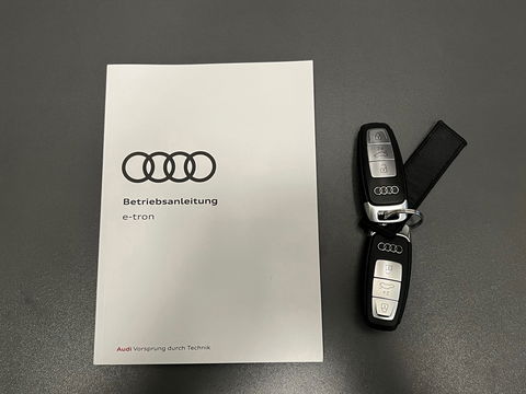Audi e-tron 50 Quattro Business (incl btw) 71 kWh|Camera|Virtual Cockpit|Luchtvering|Keyless|Navi|21 inch|313PK