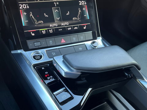 Audi e-tron 50 Quattro Business (incl btw) 71 kWh|Camera|Virtual Cockpit|Luchtvering|Keyless|Navi|21 inch|313PK