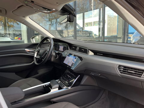 Audi e-tron 50 Quattro Business (incl btw) 71 kWh|Camera|Virtual Cockpit|Luchtvering|Keyless|Navi|21 inch|313PK
