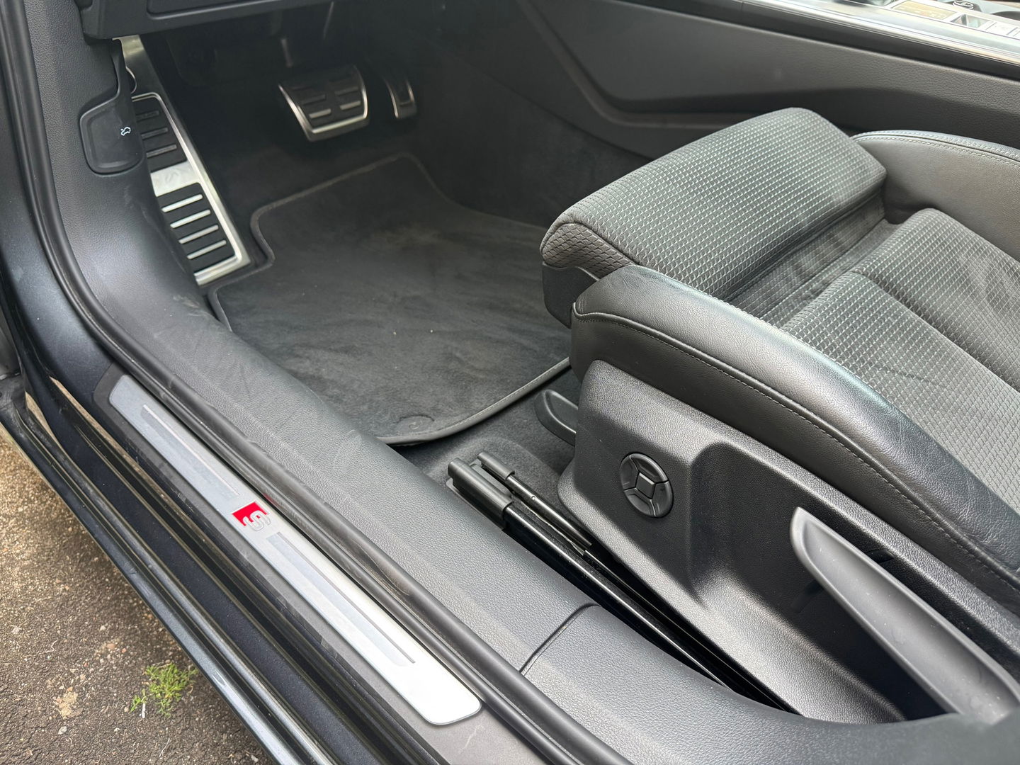 Audi A6 Avant 55 TFSIe Quattro Comp S-Line 367PK|Pano|Camera|Matrix/Led|Carplay|ACC