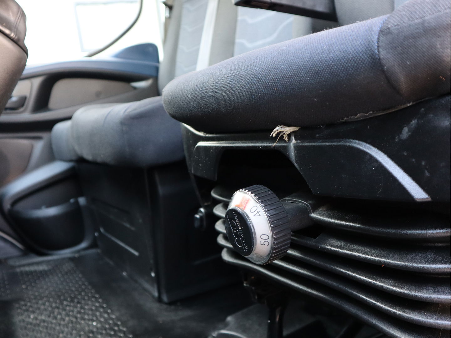 Iveco Daily 35S18 3.0 Euro 6 Hi-Matic Automaat - L3H2 - Trekhaak - Airco