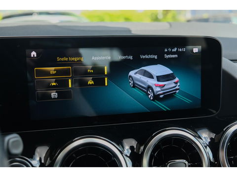 Mercedes-Benz GLA GLA250e AMG 218pk Hybrid Widescreen Distronic 360 camera Carplay Multibeam led