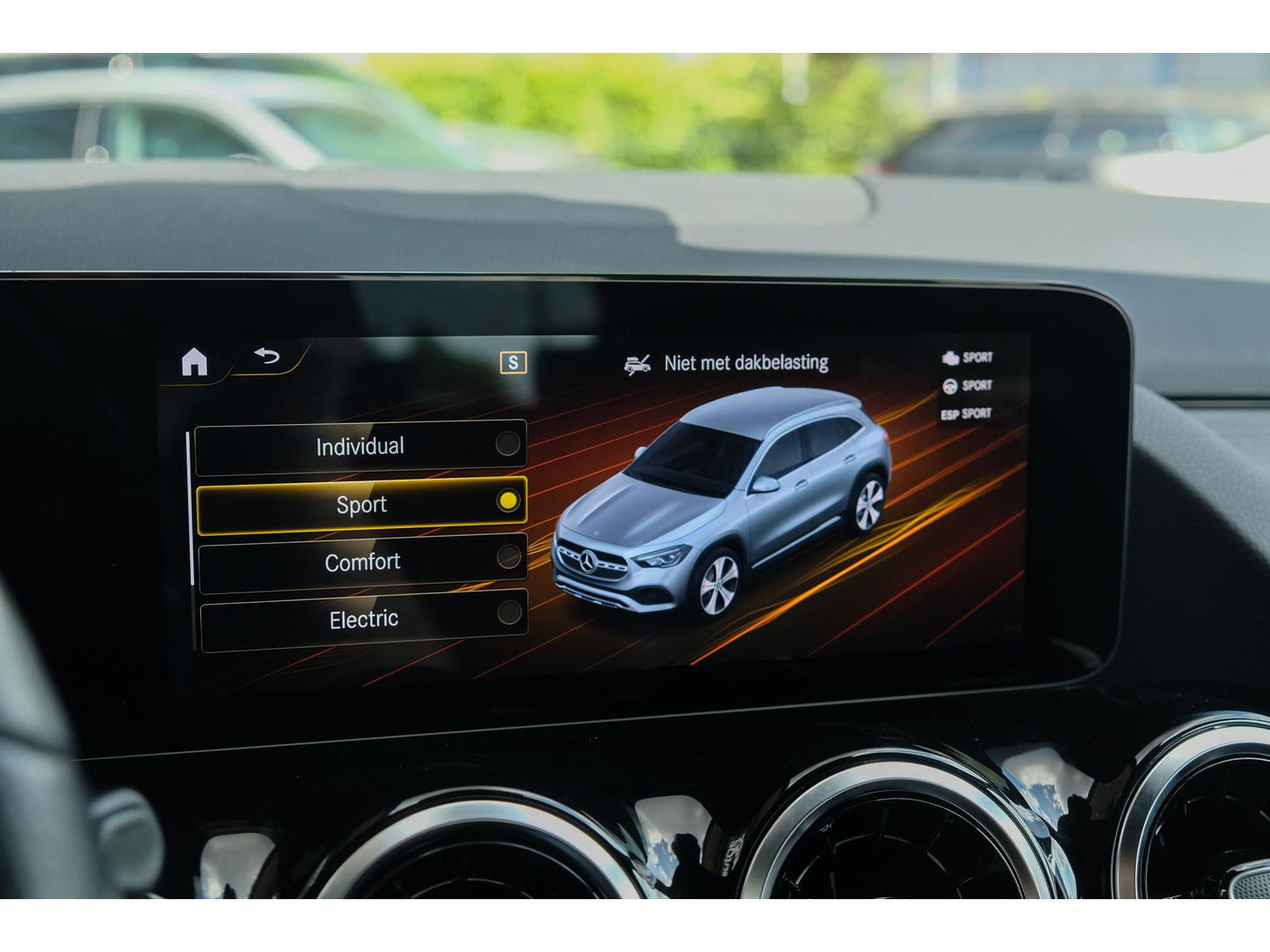 Mercedes-Benz GLA GLA250e AMG 218pk Hybrid Widescreen Distronic 360 camera Carplay Multibeam led