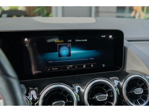 Mercedes-Benz GLA GLA250e AMG 218pk Hybrid Widescreen Distronic 360 camera Carplay Multibeam led