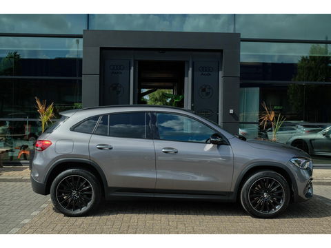Mercedes-Benz GLA GLA250e AMG 218pk Hybrid Widescreen Distronic 360 camera Carplay Multibeam led