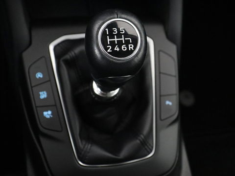 Ford Focus 1.0 EcoBoost Titanium | Adaptive cruise | Carplay | Navigatie | Keyless | Full LED | Climate control | Getint glas | Parkeerhulp