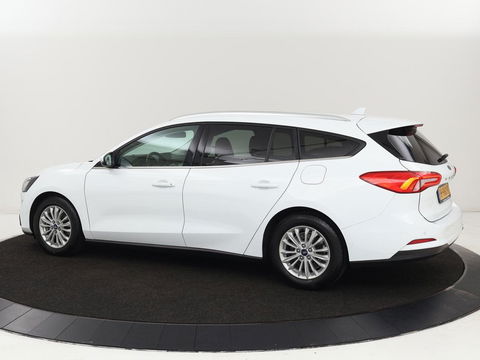 Ford Focus 1.0 EcoBoost Titanium | Adaptive cruise | Carplay | Navigatie | Keyless | Full LED | Climate control | Getint glas | Parkeerhulp
