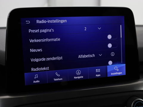 Ford Focus 1.0 EcoBoost Titanium | Adaptive cruise | Carplay | Navigatie | Keyless | Full LED | Climate control | Getint glas | Parkeerhulp