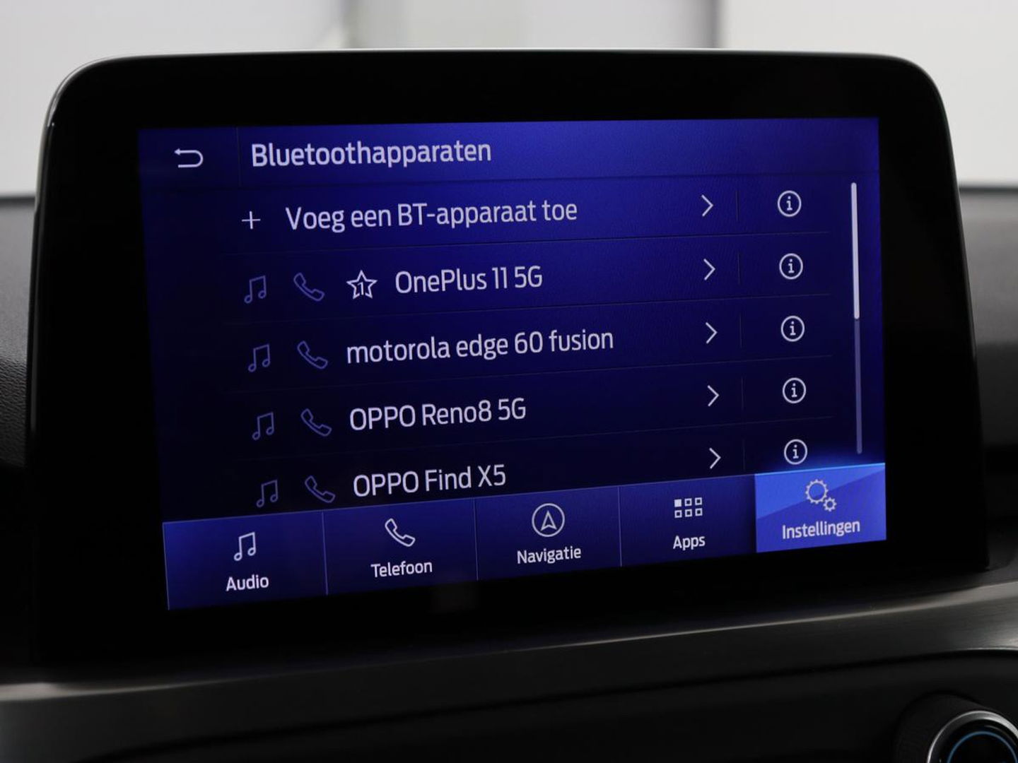 Ford Focus 1.0 EcoBoost Titanium | Adaptive cruise | Carplay | Navigatie | Keyless | Full LED | Climate control | Getint glas | Parkeerhulp