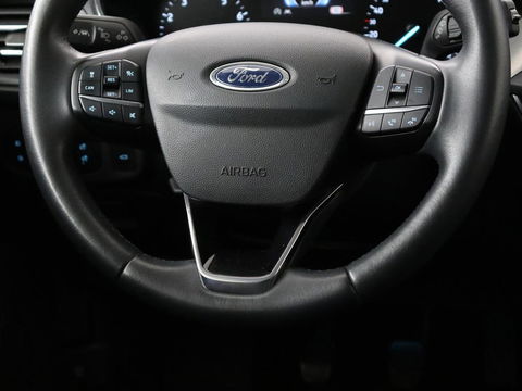 Ford Focus 1.0 EcoBoost Titanium | Adaptive cruise | Carplay | Navigatie | Keyless | Full LED | Climate control | Getint glas | Parkeerhulp