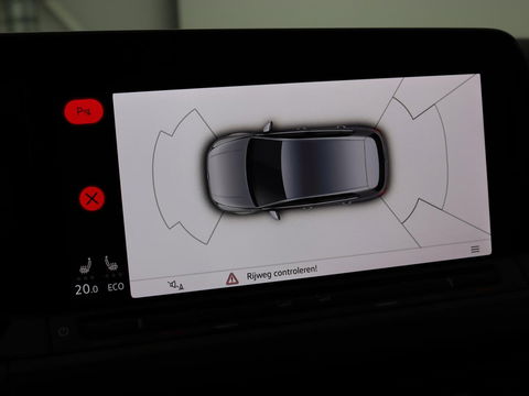 Volkswagen Golf 1.4 eHybrid Style | Stoel & stuurverwarming | Carplay | Trekhaak | Sfeerverlichting | Massage | Memory | Parkeerhulp | Navigatie | Full LED | Adaptive cruise