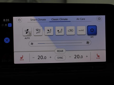 Volkswagen Golf 1.4 eHybrid Style | Stoel & stuurverwarming | Carplay | Trekhaak | Sfeerverlichting | Massage | Memory | Parkeerhulp | Navigatie | Full LED | Adaptive cruise