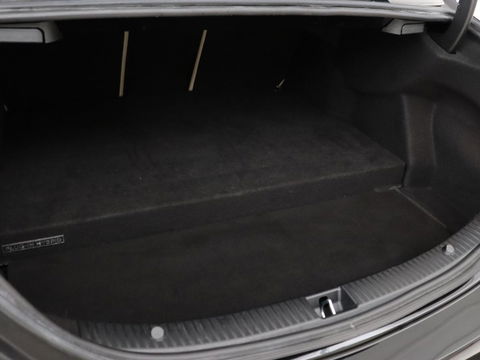 Mercedes-Benz C-Klasse 350e Avantgarde | Panoramadak | Adaptive cruise | 360 Camera | Leder | Burmester | Stoelverwarming | Full LED | Luchtvering | Navigatie | Climate control | Bluetooth