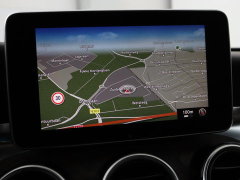 Mercedes-Benz C-Klasse 350e Avantgarde | Panoramadak | Adaptive cruise | 360 Camera | Leder | Burmester | Stoelverwarming | Full LED | Luchtvering | Navigatie | Climate control | Bluetooth