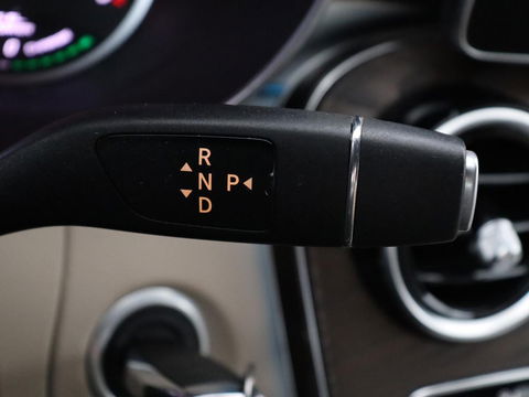 Mercedes-Benz C-Klasse 350e Avantgarde | Panoramadak | Adaptive cruise | 360 Camera | Leder | Burmester | Stoelverwarming | Full LED | Luchtvering | Navigatie | Climate control | Bluetooth