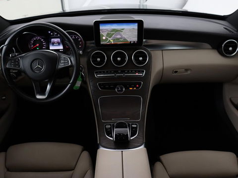 Mercedes-Benz C-Klasse 350e Avantgarde | Panoramadak | Adaptive cruise | 360 Camera | Leder | Burmester | Stoelverwarming | Full LED | Luchtvering | Navigatie | Climate control | Bluetooth