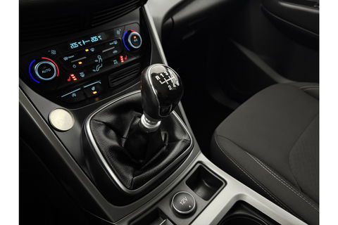 Ford Kuga 1.5 EcoBoost Titanium LED Clima Cruise Carplay Navigatie PDC 17"LMV