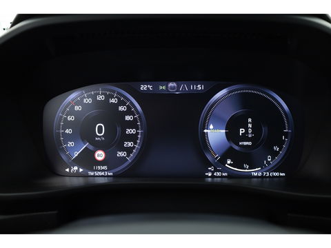 Volvo XC40 1.5 T5 Recharge R-Design | Elek. stoel met mem. | ACC | Blis | Trekhaak | Apple Carplay |