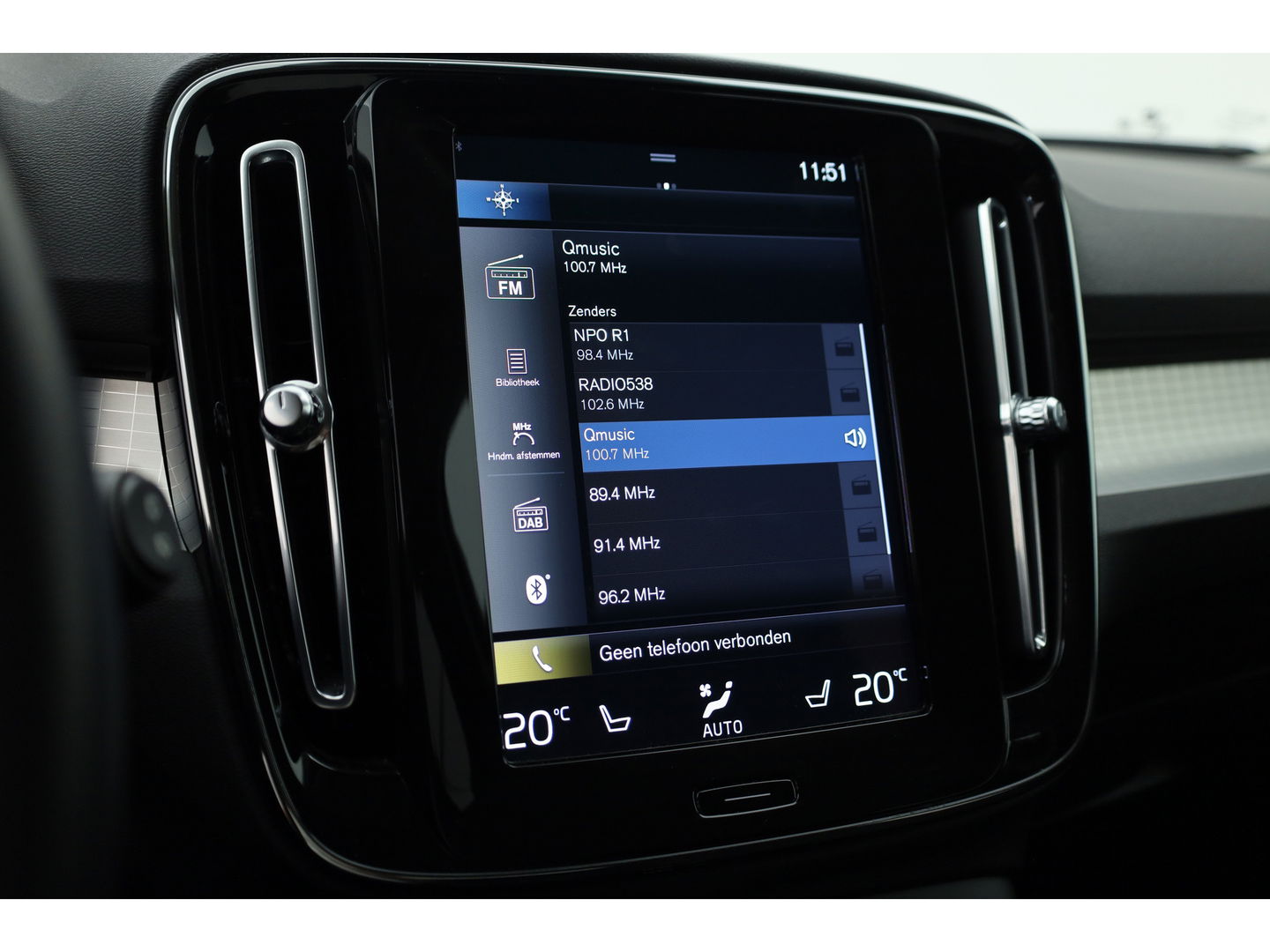Volvo XC40 1.5 T5 Recharge R-Design | Elek. stoel met mem. | ACC | Blis | Trekhaak | Apple Carplay |