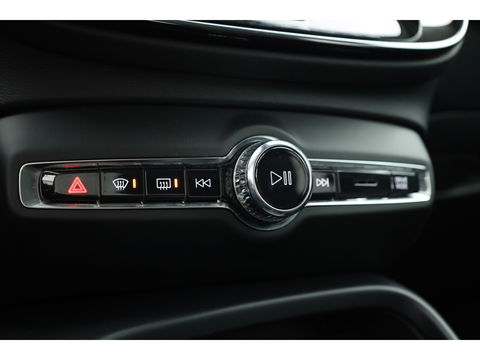Volvo XC40 1.5 T5 Recharge R-Design | Elek. stoel met mem. | ACC | Blis | Trekhaak | Apple Carplay |