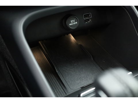 Volvo XC40 1.5 T5 Recharge R-Design | Elek. stoel met mem. | ACC | Blis | Trekhaak | Apple Carplay |