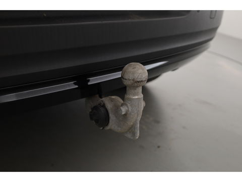 Volvo XC40 1.5 T5 Recharge R-Design | Elek. stoel met mem. | ACC | Blis | Trekhaak | Apple Carplay |