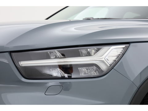 Volvo XC40 1.5 T5 Recharge R-Design | Elek. stoel met mem. | ACC | Blis | Trekhaak | Apple Carplay |