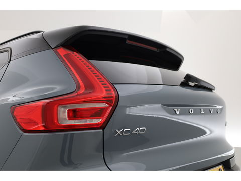Volvo XC40 1.5 T5 Recharge R-Design | Elek. stoel met mem. | ACC | Blis | Trekhaak | Apple Carplay |
