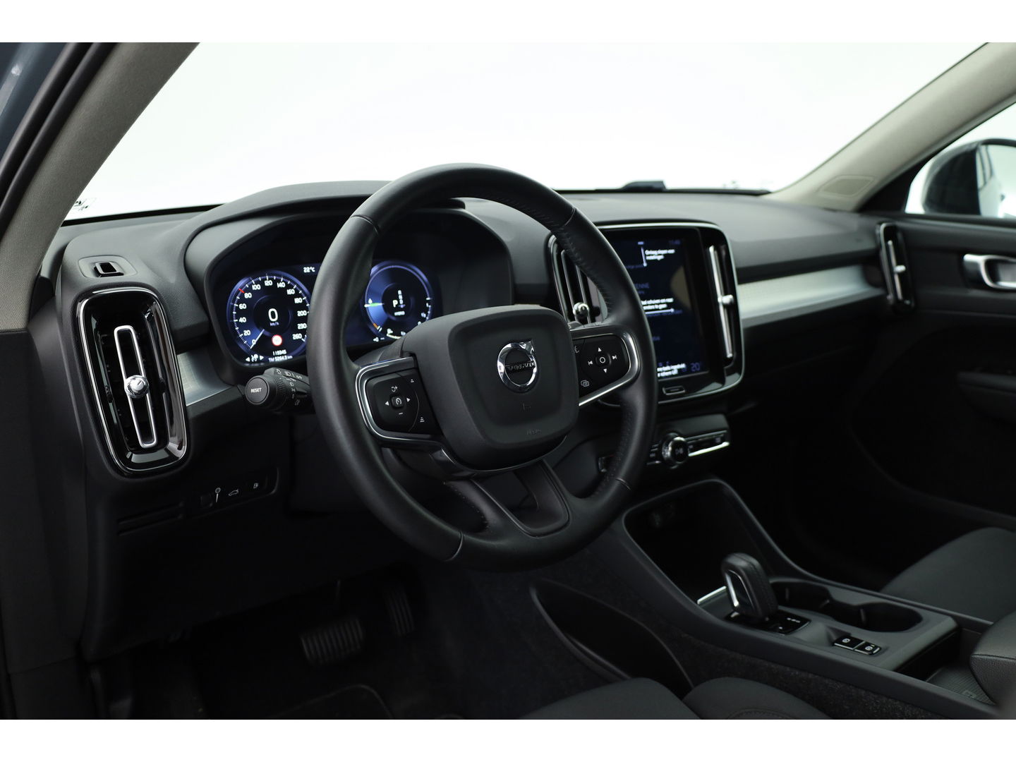 Volvo XC40 1.5 T5 Recharge R-Design | Elek. stoel met mem. | ACC | Blis | Trekhaak | Apple Carplay |