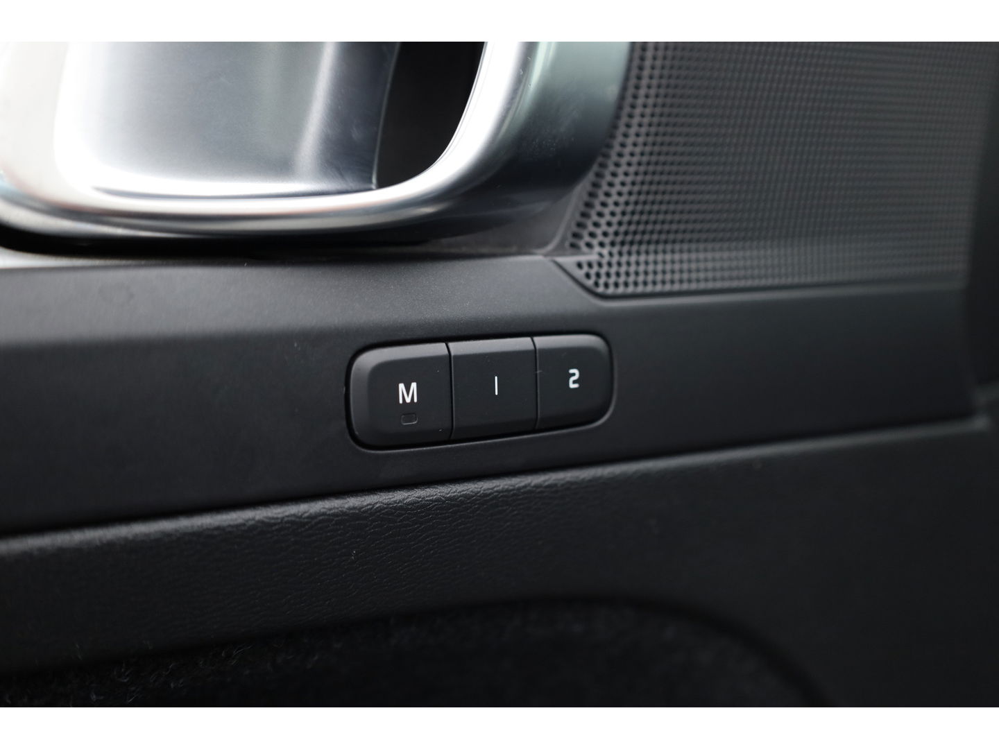 Volvo XC40 1.5 T5 Recharge R-Design | Elek. stoel met mem. | ACC | Blis | Trekhaak | Apple Carplay |