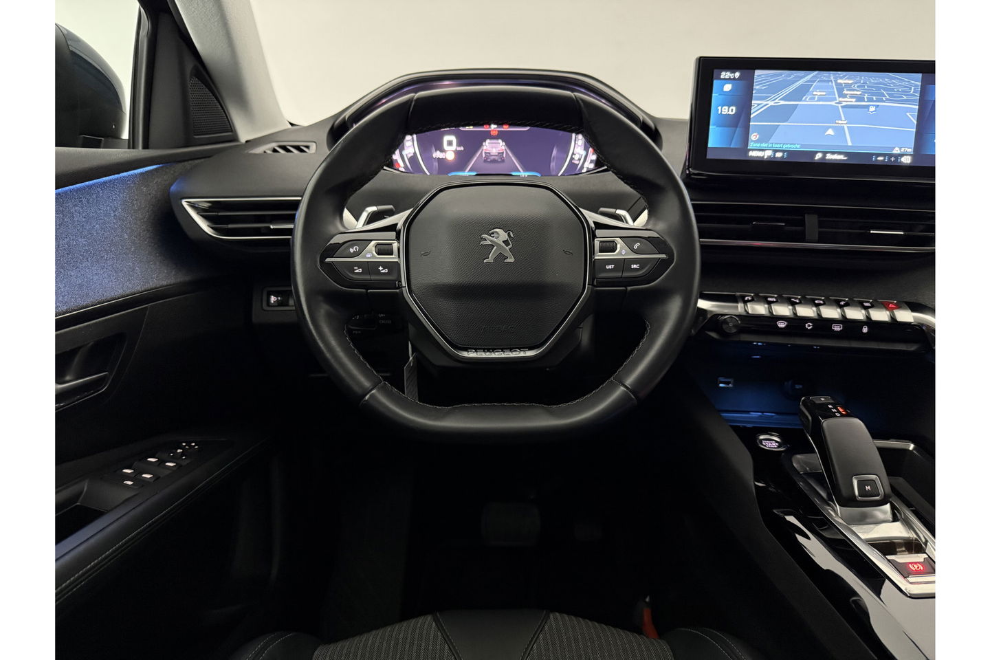 Peugeot 3008 1.2 PureTech Blue 360Camera LED Sfeer Virtual Carplay Clima Cruise Navi PDC 18''LMV