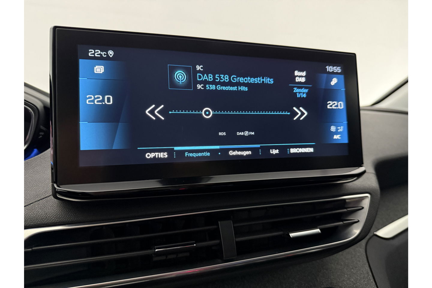 Peugeot 3008 1.2 PureTech Blue 360Camera LED Sfeer Virtual Carplay Clima Cruise Navi PDC 18''LMV