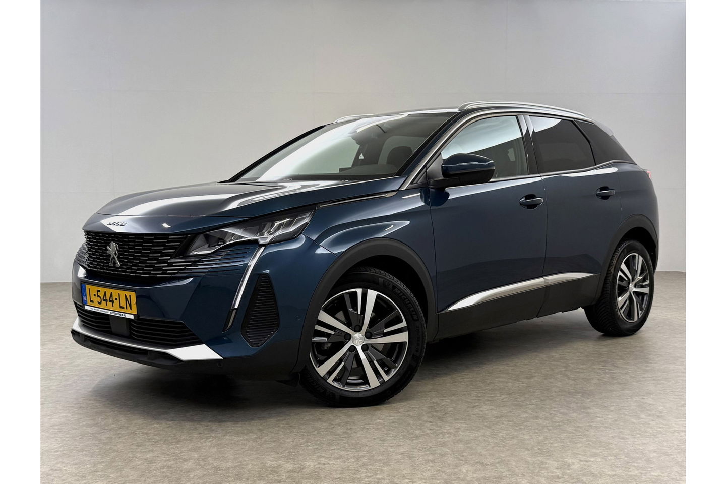 Peugeot 3008 1.2 PureTech Blue 360Camera LED Sfeer Virtual Carplay Clima Cruise Navi PDC 18''LMV