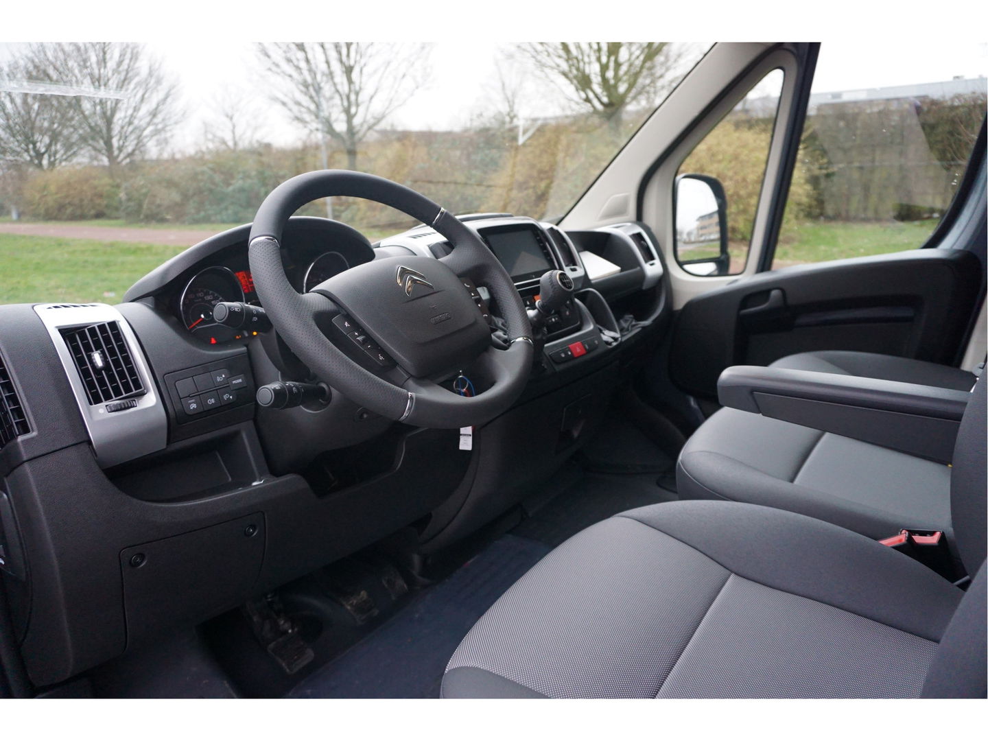 Citroën Jumper Heavy 35 2.2 140PK Open laadbak BPM VRIJ!! Apple CP/Android A, Climate, Cruise!! NR. BB02*