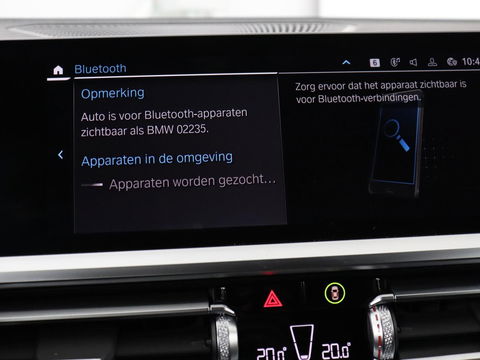 BMW 3-serie 320e M-Sport | Panoramadak | Adaptive cruise | Leder | Trekhaak | Head-Up | Camera | Stoel & stuurverwarming | Carplay | Navigatie | Sfeerverlichting | Live Cockpit