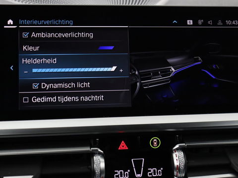 BMW 3-serie 320e M-Sport | Panoramadak | Adaptive cruise | Leder | Trekhaak | Head-Up | Camera | Stoel & stuurverwarming | Carplay | Navigatie | Sfeerverlichting | Live Cockpit