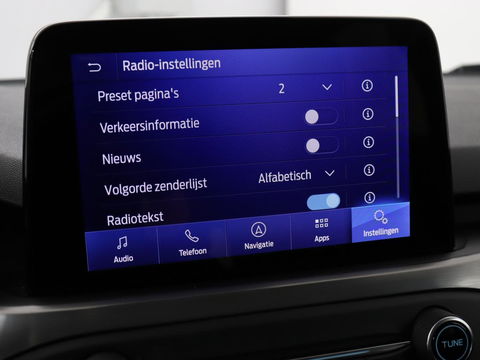 Ford Focus 1.0 EcoBoost Titanium X | Stoel & stuurverwarming | Trekhaak | Adaptive cruise | Camera | Full LED | Carplay | B&O Sound | Digital Cockpit | Keyless | Climate control
