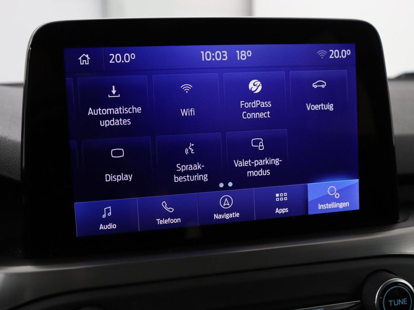 Ford Focus 1.0 EcoBoost Titanium X | Stoel & stuurverwarming | Trekhaak | Adaptive cruise | Camera | Full LED | Carplay | B&O Sound | Digital Cockpit | Keyless | Climate control
