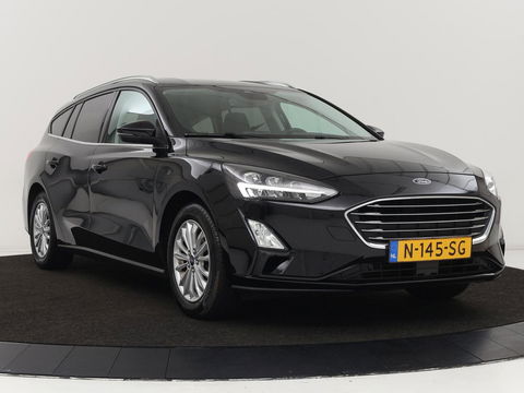 Ford Focus 1.0 EcoBoost Titanium X | Stoel & stuurverwarming | Trekhaak | Adaptive cruise | Camera | Full LED | Carplay | B&O Sound | Digital Cockpit | Keyless | Climate control