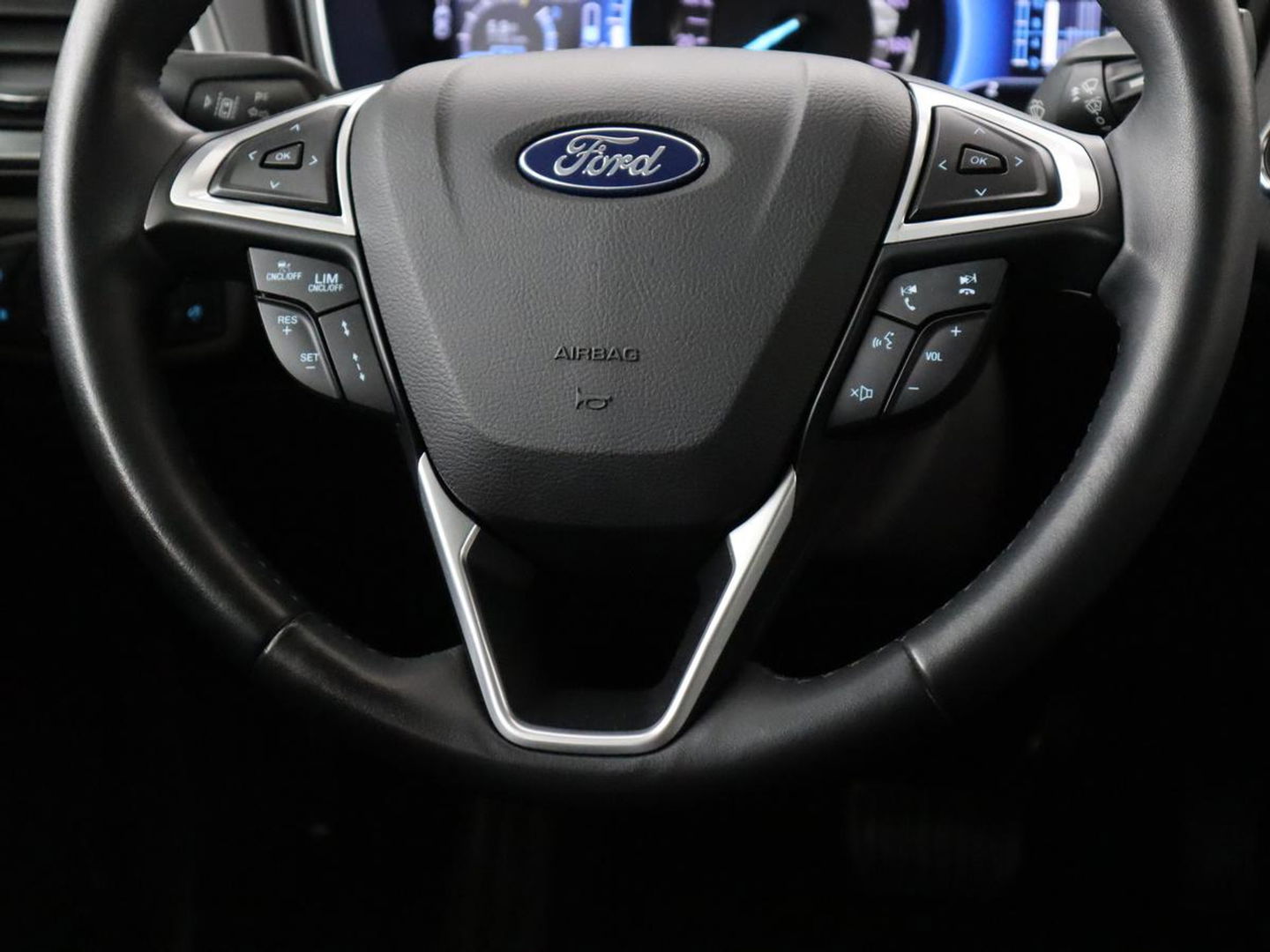 Ford Mondeo 2.0 IVCT HEV Titanium X | Stoelverwarming | Adaptive cruise | Carplay | Camera | Keyless | Memory | Navigatie | Full LED | Park Assist | Verwarmde voorruit