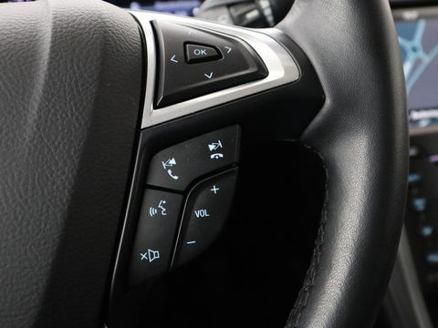 Ford Mondeo 2.0 IVCT HEV Titanium X | Stoelverwarming | Adaptive cruise | Carplay | Camera | Keyless | Memory | Navigatie | Full LED | Park Assist | Verwarmde voorruit