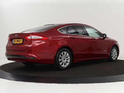Ford Mondeo 2.0 IVCT HEV Titanium X | Stoelverwarming | Adaptive cruise | Carplay | Camera | Keyless | Memory | Navigatie | Full LED | Park Assist | Verwarmde voorruit