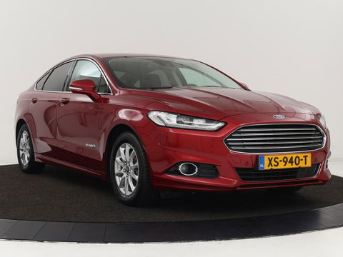 Ford Mondeo 2.0 IVCT HEV Titanium X | Stoelverwarming | Adaptive cruise | Carplay | Camera | Keyless | Memory | Navigatie | Full LED | Park Assist | Verwarmde voorruit