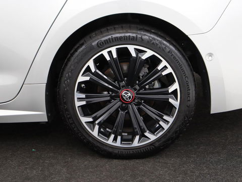 Toyota Corolla 1.8 Hybrid GR-Sport | Trekhaak | Stoelverwarming | Adaptive cruise | Camera | Carplay | Sportstoelen | Full LED | Park Assist | Keyless