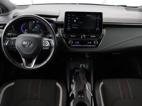 Toyota Corolla 1.8 Hybrid GR-Sport | Trekhaak | Stoelverwarming | Adaptive cruise | Camera | Carplay | Sportstoelen | Full LED | Park Assist | Keyless