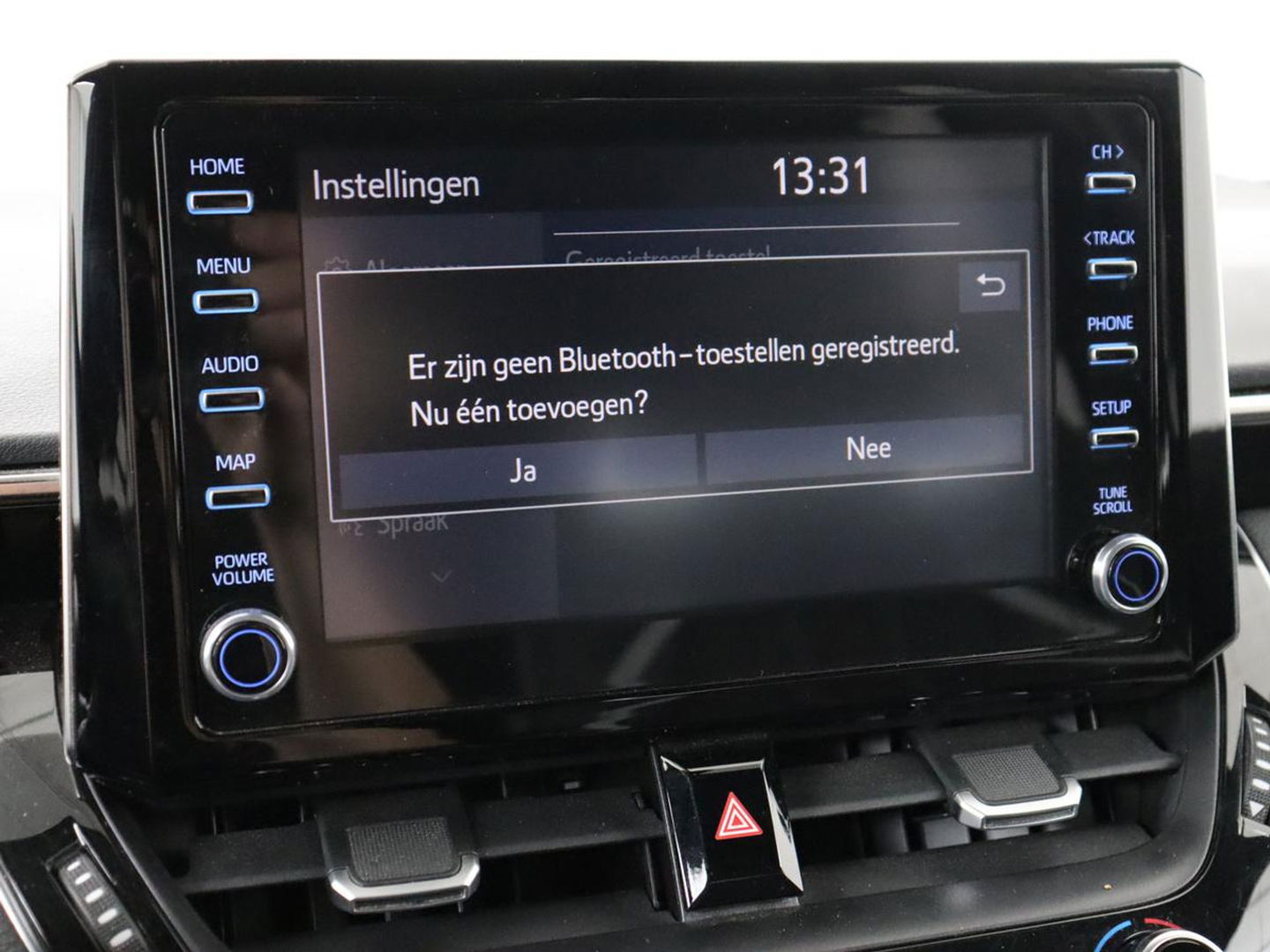 Toyota Corolla 1.8 Hybrid GR-Sport | Trekhaak | Stoelverwarming | Adaptive cruise | Camera | Carplay | Sportstoelen | Full LED | Park Assist | Keyless