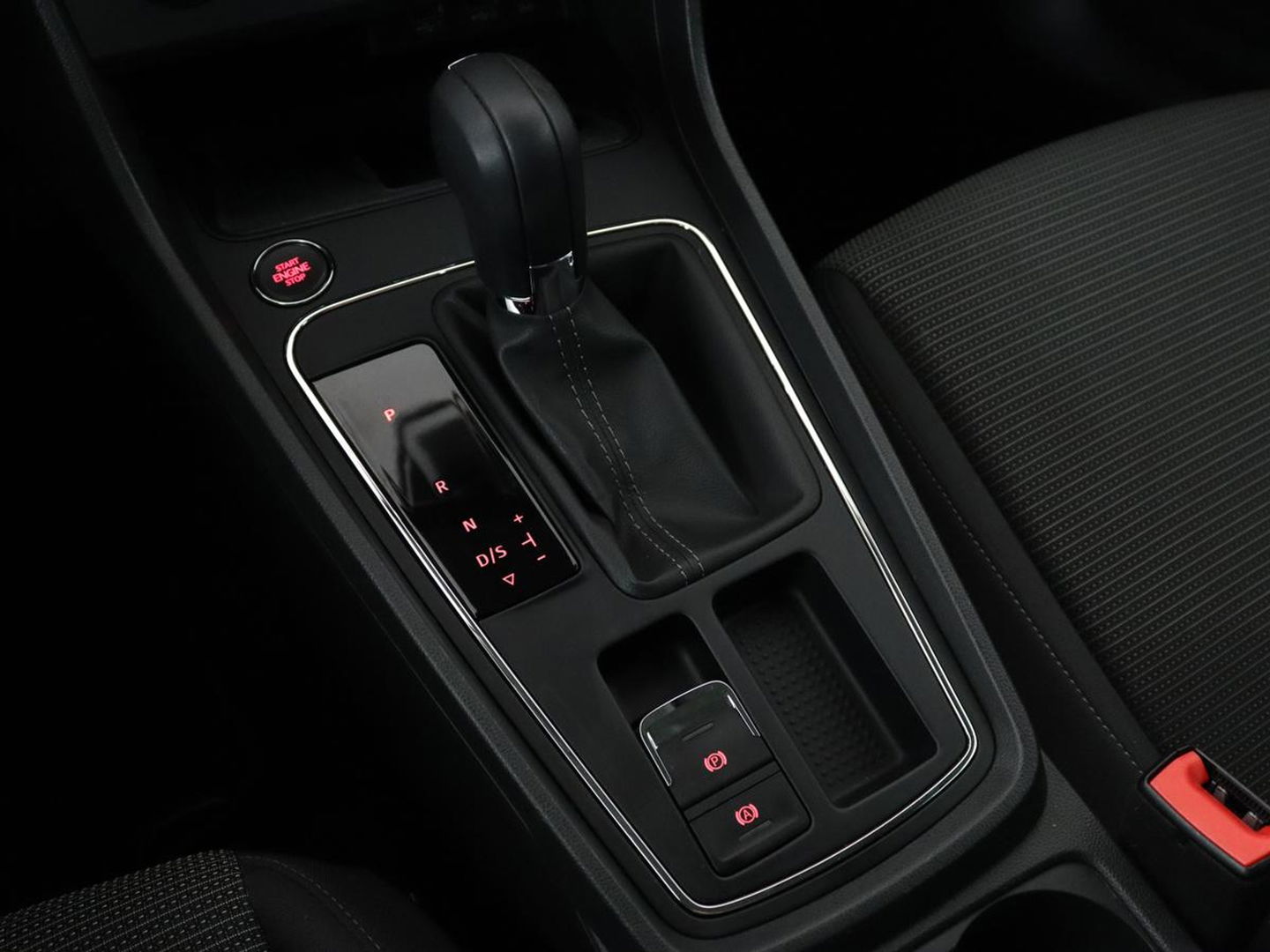 SEAT Leon 1.0 TSI Style Intens | Carplay | Navigatie | Climate control | Keyless | Cruise control | Bluetooth | Parkeerhulp