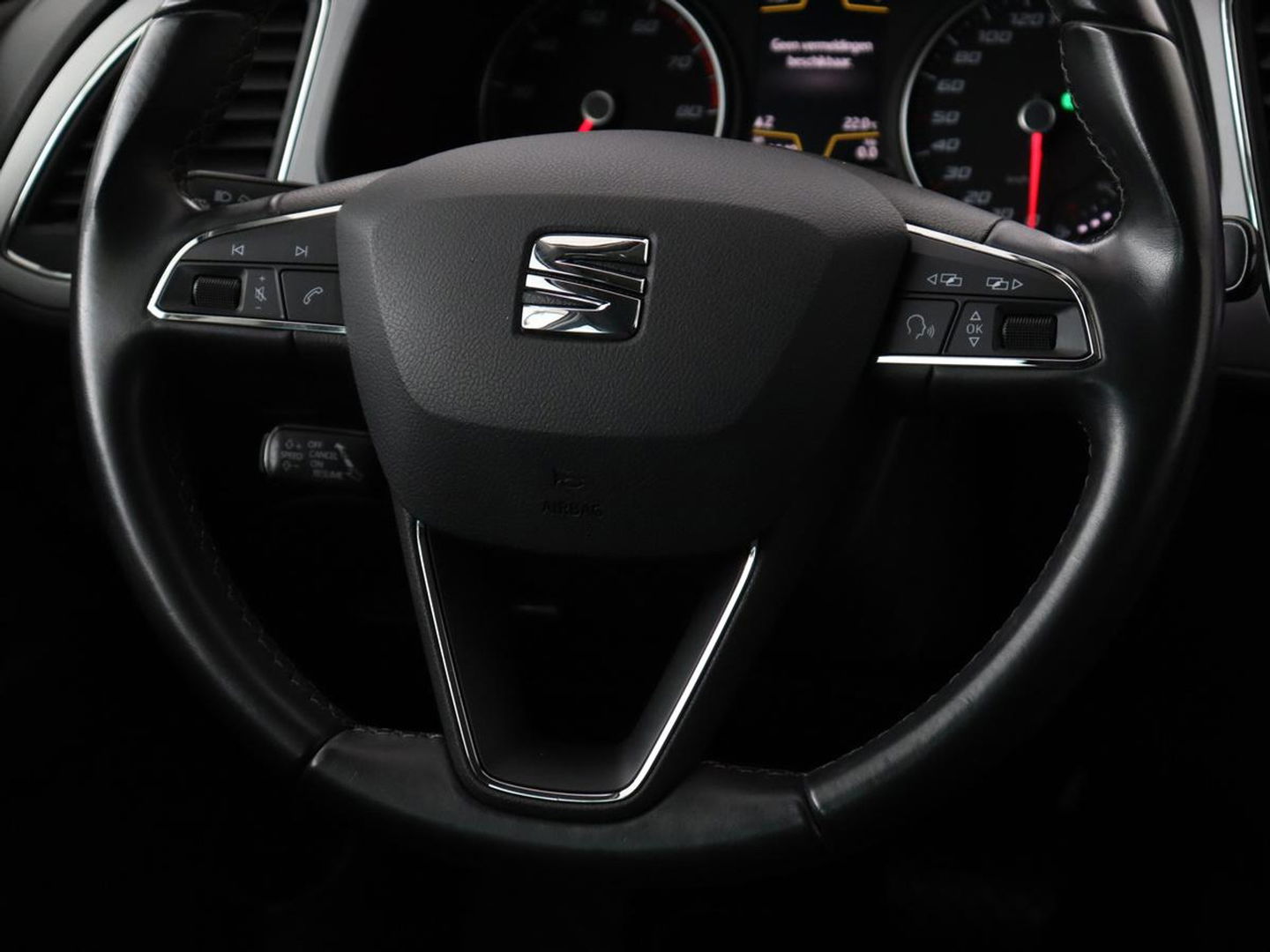 SEAT Leon 1.0 TSI Style Intens | Carplay | Navigatie | Climate control | Keyless | Cruise control | Bluetooth | Parkeerhulp